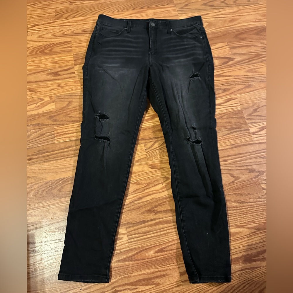 Black distressed LuLaRoe skinny jeans sz 34